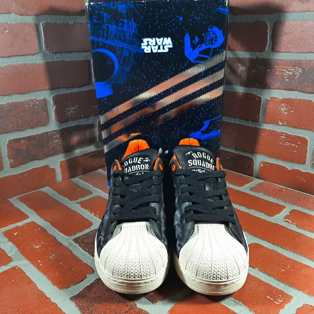 STAR WARS x ADIDAS SUPERSTAR